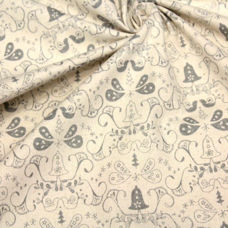 Tissu de coton de Noël scandinave aux cloches & arabesques grises, fond écru - TissusPapi.com