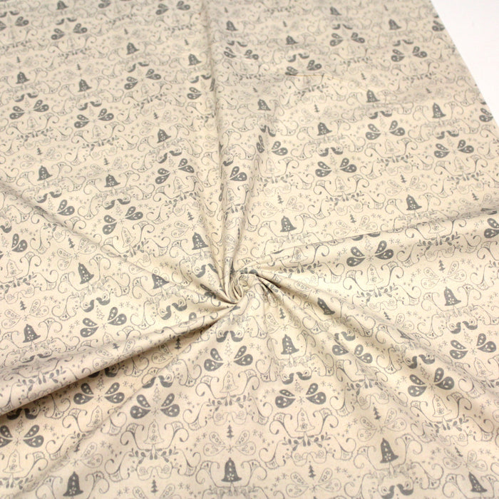 Tissu de coton de Noël scandinave aux cloches & arabesques grises, fond écru - tissuspapi