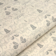 Tissu de coton de Noël scandinave aux cloches & arabesques grises, fond écru - TissusPapi.com