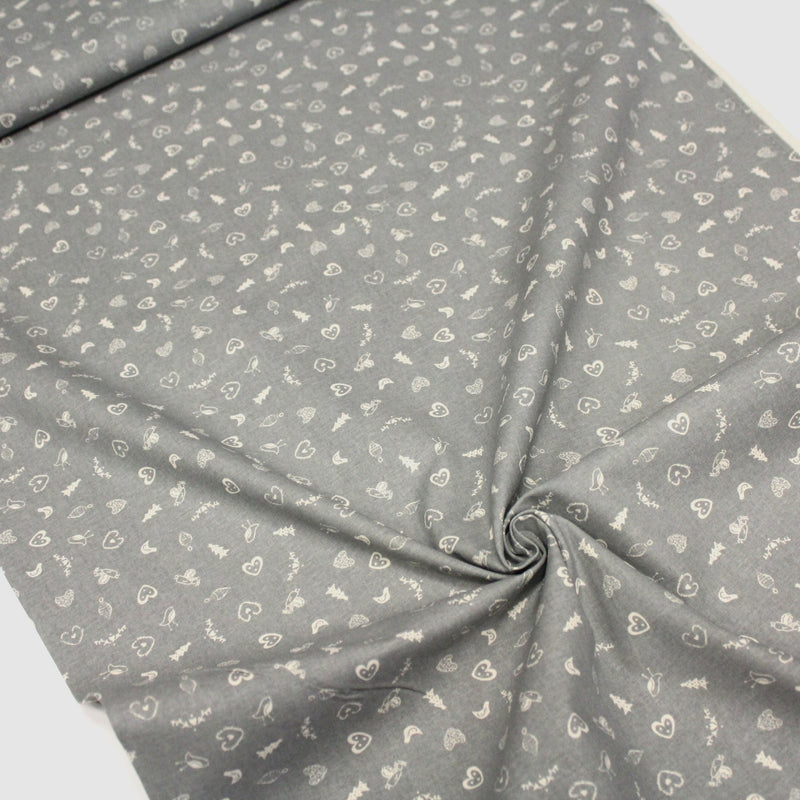 Tissu de coton de Noël scandinave aux petits objets de Noël écrus, fond gris - TissusPapi.com