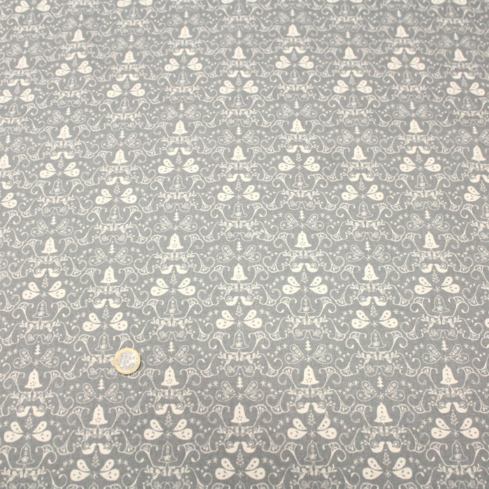 Tissu de coton de Noël scandinave aux cloches & arabesques écrues, fond gris - tissuspapi