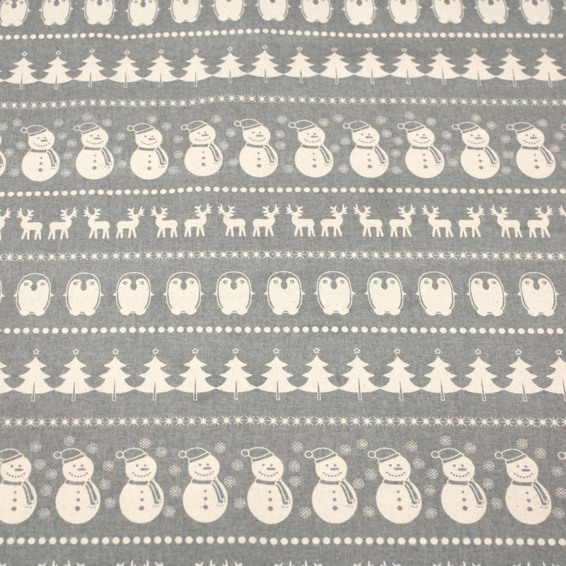 Tissu de coton de Noël scandinave aux bonshommes de neige, rennes, pingouins, sapins de Noël écrus, fond gris - TissusPapi.com