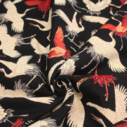 Tissu jacquard motif traditionnel japonais des grues tsuru écrues & rouges, fond noir - Oeko - Tex - TissusPapi.com