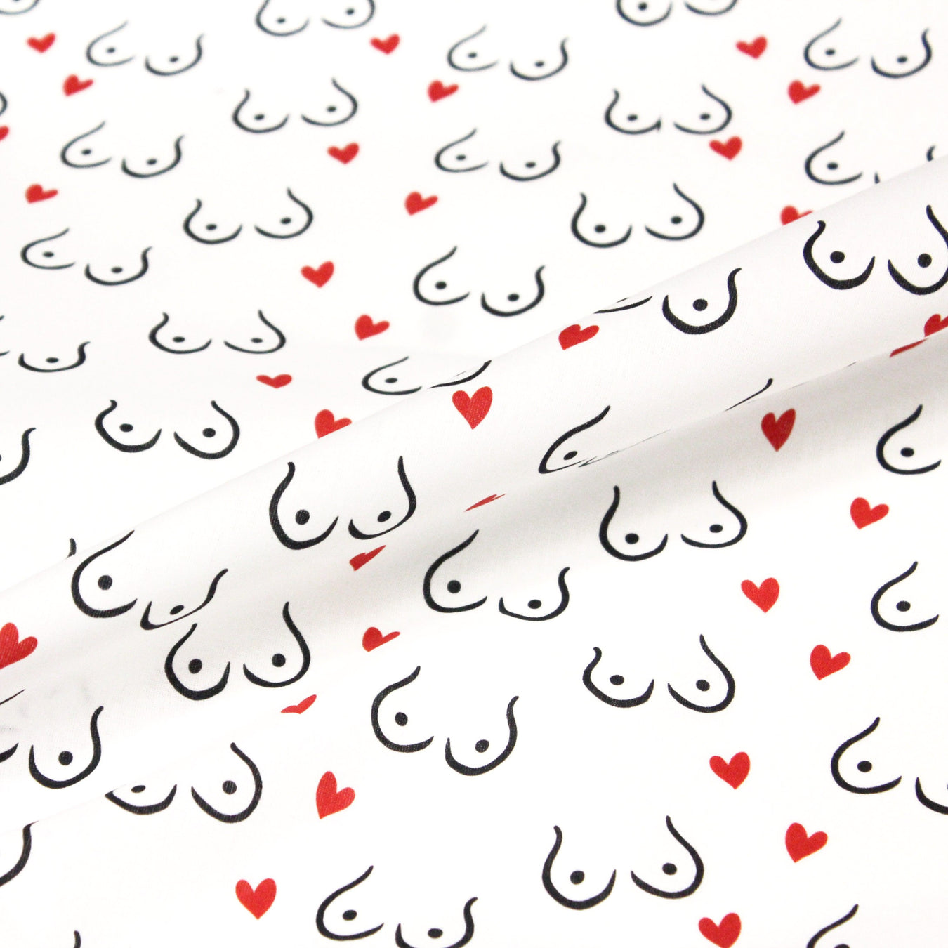 Tissu popeline de coton BOOBS aux seins & petits coeurs rouges, fond blanc - tissuspapi
