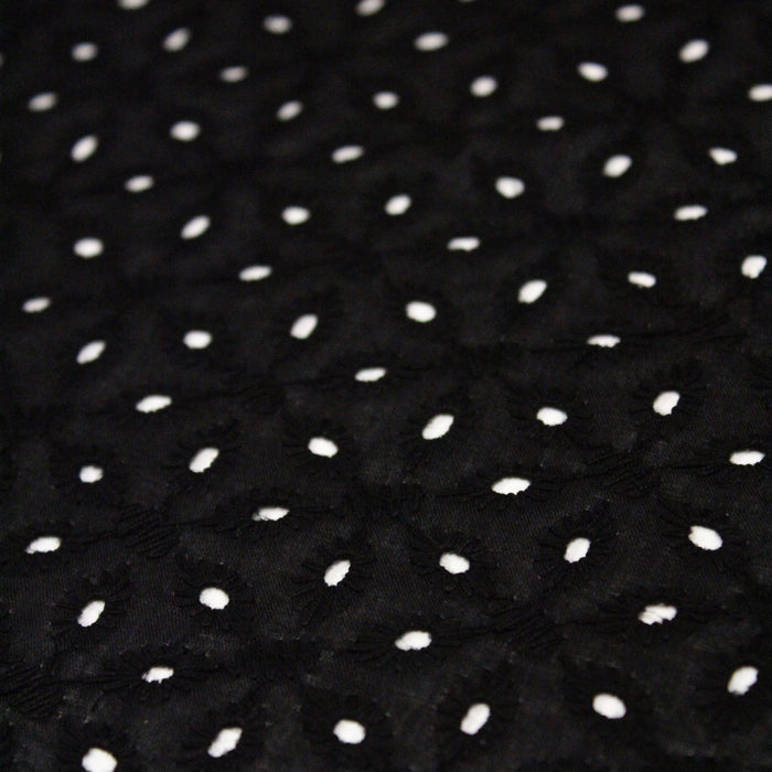 Tissu de coton broderie anglaise à fleurs, noir - tissuspapi