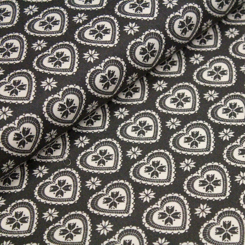 Tissu de coton de Noël scandinave aux cœurs & étoiles de neiges écrus, fond gris - TissusPapi.com