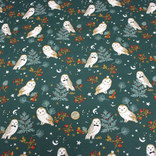 Tissu de coton COLLECTION NOËL, la jolie chouette et son houx, fond vert - Oeko-Tex - tissuspapi