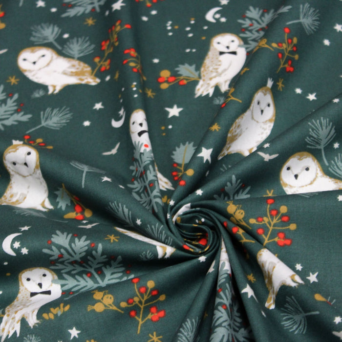 Tissu de coton COLLECTION NOËL, la jolie chouette et son houx, fond vert - Oeko-Tex - tissuspapi