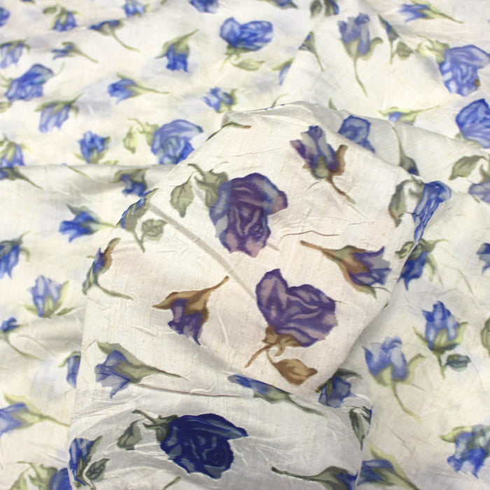 Tissu froissé polyester écru aux fleurs bleues - tissuspapi