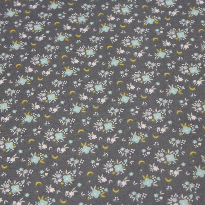 Tissu de coton gris aux fines fleurs blanches et vertes - OEKO-TEX® - tissuspapi