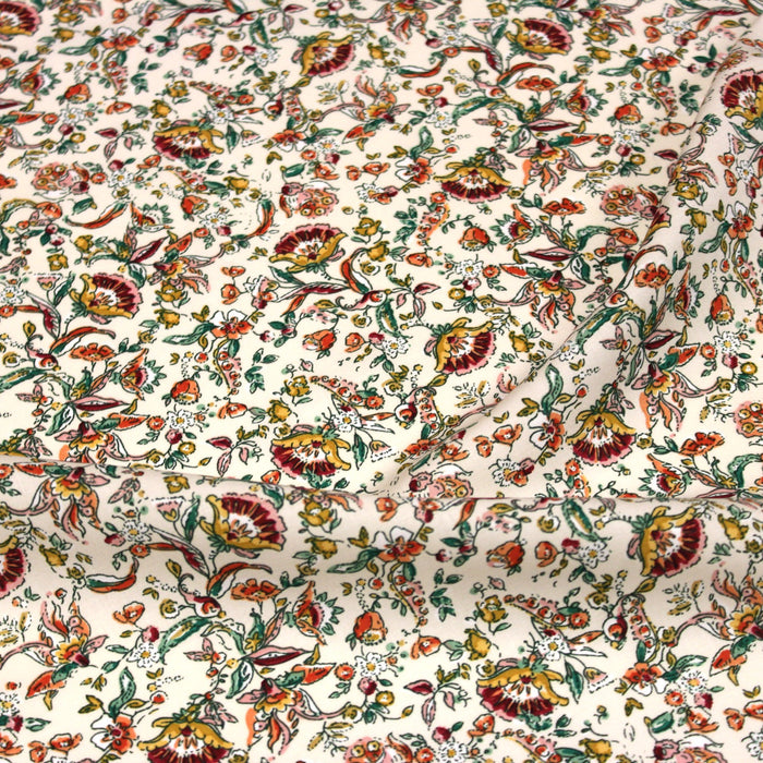 Tissu popeline de viscose écru aux fleurs bleues, vertes et blanches - Fabrication française - COLLECTION KALAMKARI - OEKO-TEX® - tissuspapi