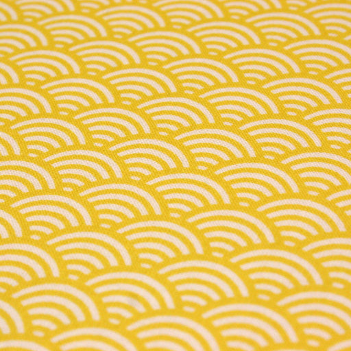 Tissu de coton motif traditionnel japonais vagues SEIGAIHA jaune & blanc - Oeko-Tex - tissuspapi